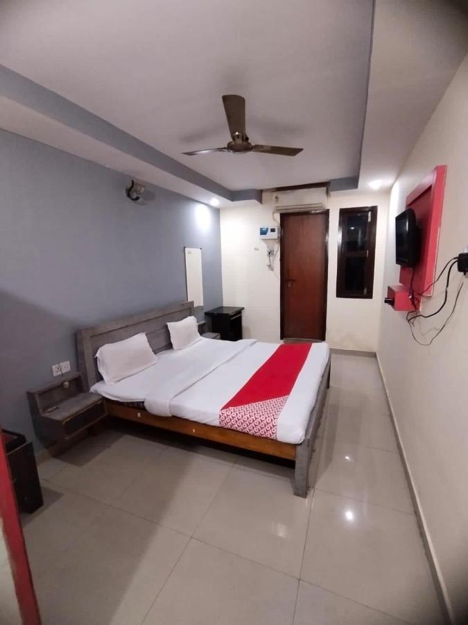 Oyo Hotel New Metro Near Phoenix United Lucknow Exterior foto